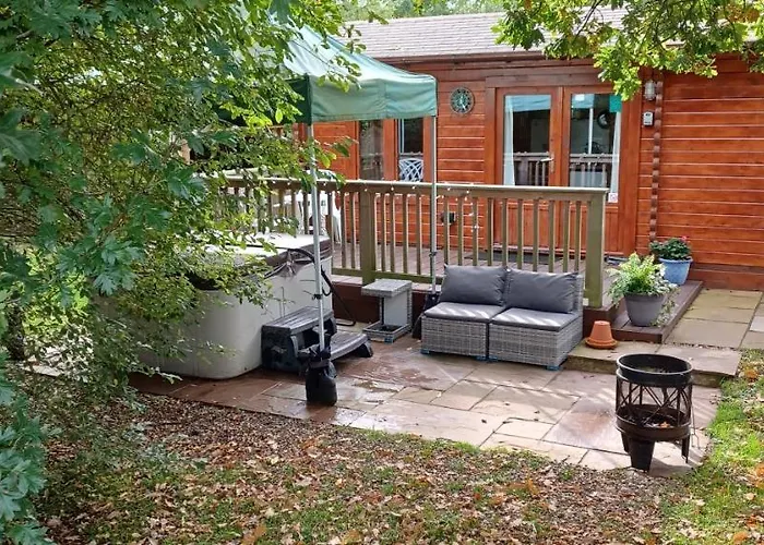 The Cabin With Hot Tub